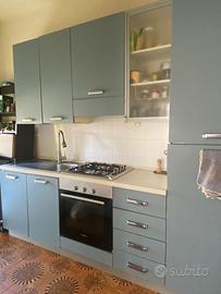 Cucina completa  – ritiro obbligatorio 2/3 maggio