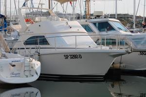 Barca Cayman 30 Fly Bridge del 2000