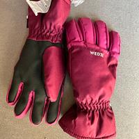 2 paia di guanti e tuta da sci bambini