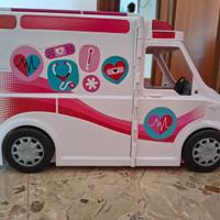 Ambulanza Barbie