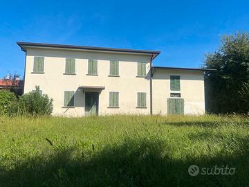 RIF L-SG800 | CASA SINGOLA CON TERRENO di 16.000mq
