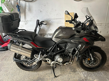 Benelli trk 502