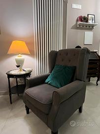 POLTRONA NUOVA ELEGANTE