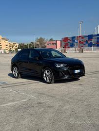 Audi Q3 sline balck edition