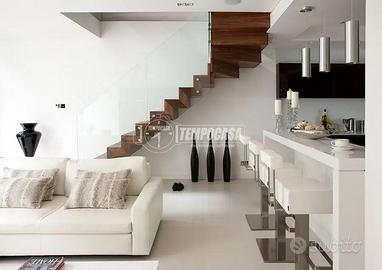 TRILOCALE SU DUE LIVELLI A REDDITO A MANERBA DEL G