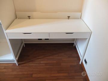 scrivania bianca modello Ikea Alex