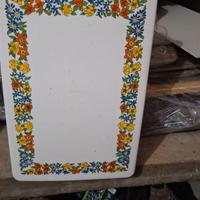 Armadietto in plastica porta medicinali anni 60