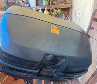 Bauletto GIVI per due caschi integrali - 2 chiavi
