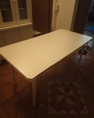 tavolo bianco