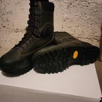 stivaletti anfibi n.45