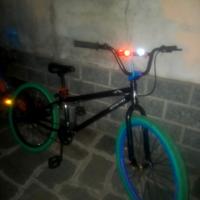 bicicletta bmx
