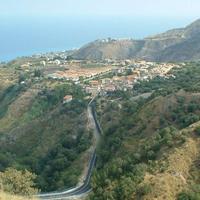 PORZIONE DI CASA A ZACCANOPOLI