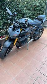 Streetfighter v4 s my 23 Grey