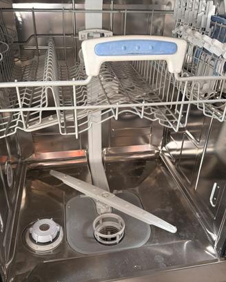 Lavastoviglie whitlpool