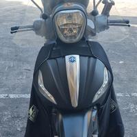 Piaggio Beverly 300 (2015)