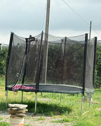 Tappeto elastico grande