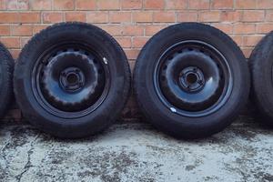 4 gomme invernali  185/65/r15