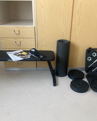 Set di attrezzi da palestra