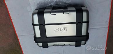 Bauletti GIVI TREKKER MONOKEY (33lt + 46lt)