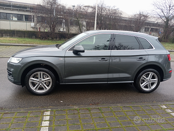 Audi Q5 4*4
