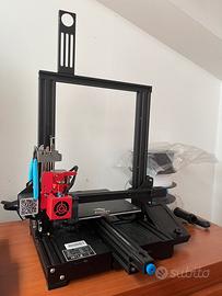 Stampante 3D Creality Ender 3 V2 con upgrade