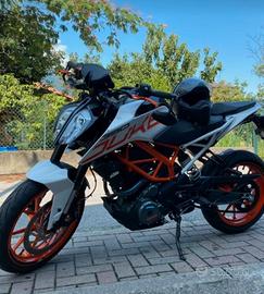 KTM 390 Duke