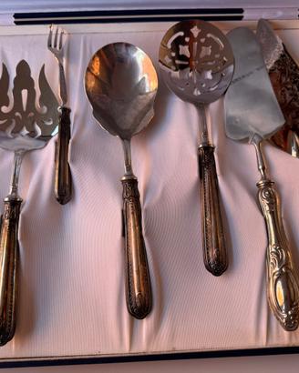 Set di posate da servizio in argento