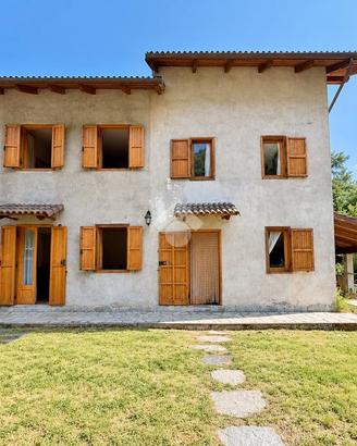 CASA SEMINDIPENDENTE A SANT'ANTONINO DI SUSA