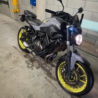 YAMAHA MT-07