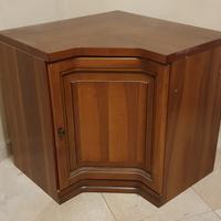Mobile angolare in legno