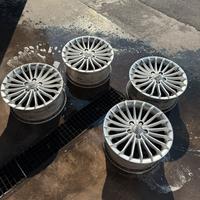 Cerchi in lega audi originali 17