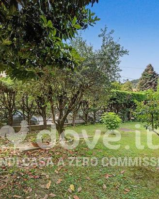 Villa di 265 m² con 5 locali e box auto a Sesto Ca