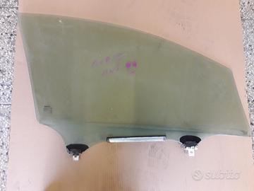 VETRO SCENDENTE ANTERIORE SINISTRO TOYOTA Auris Se