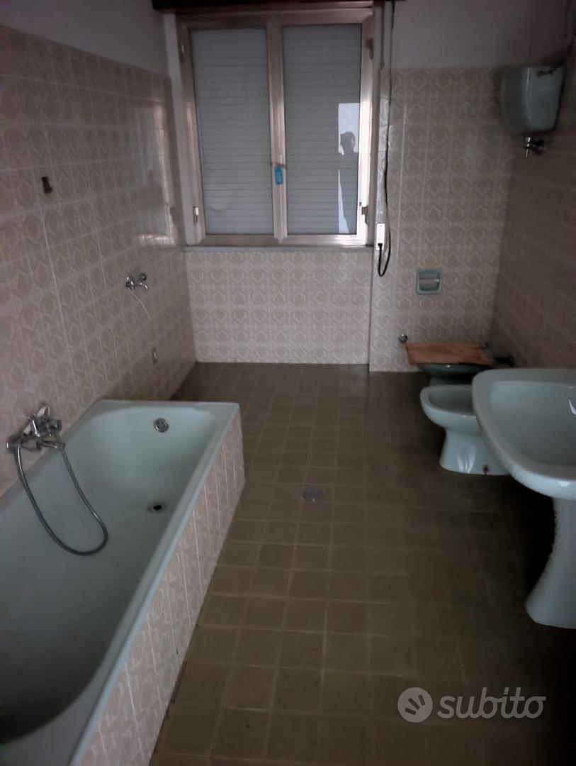 Casale Indipendente 400 mq su due livelli - Vista 2