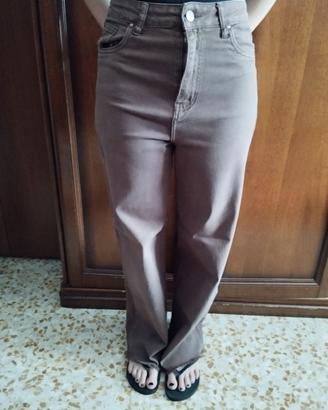 Pantalone marrone vita alta gamba larga