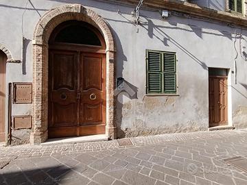 CASA SEMINDIPENDENTE A ATRI