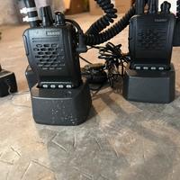 YAESU n°2 radiotrasmittenti Vx-246 con microfono