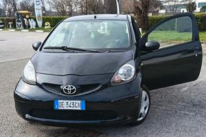 Toyota Aygo 1.0 12V VVT-i 3 porte Sol