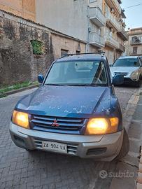 mitsubishi pajero 