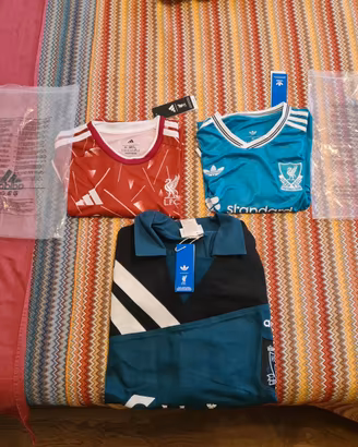 Magliette e Felpa originali Adidas Liverpool