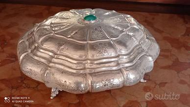 Antique silver '800 centerpiece with natural stone
