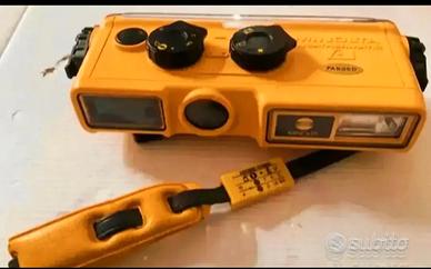 Macchina fotografica 110 Minolta Weathermatic A 