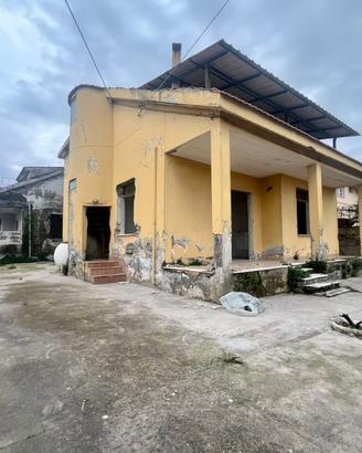 Rif.409 fronte villaggio coppola complesso immobil