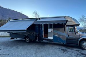 Camper modello americano mansardato Gulf Stream