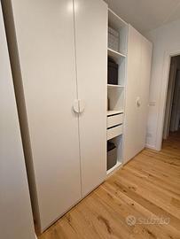 Armadio nuovo 250x64x236