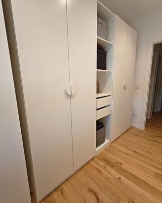 Armadio nuovo 250x64x236