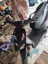 sym crox 50