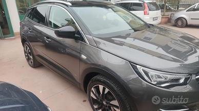 Opel Grandland X 120° Anniversario