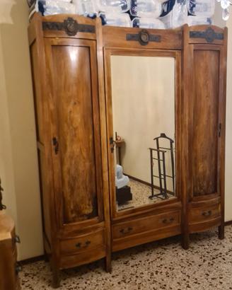 armadio  e cassettone vintage