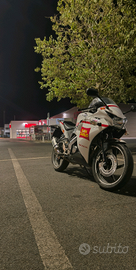 Honda cbr 125 2011